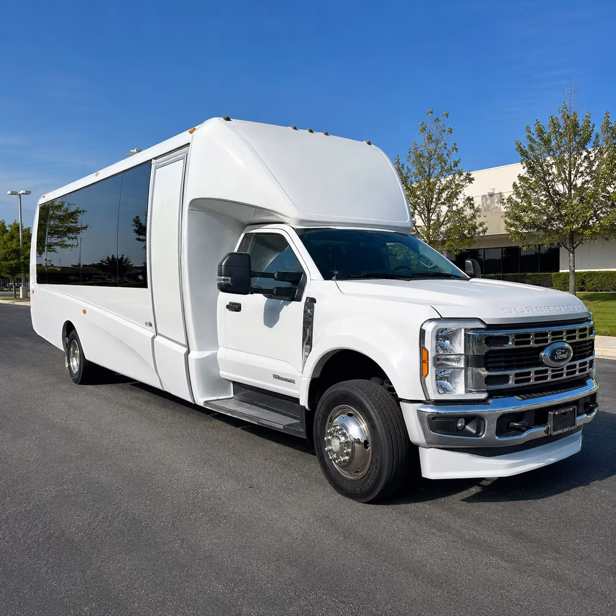 corporate airport transfer buses to santa barbara airport sba