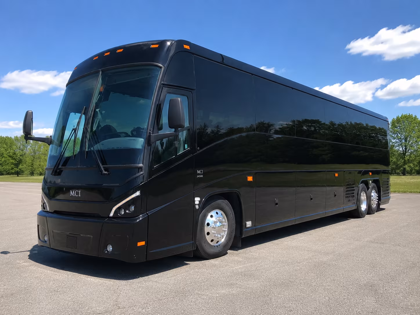 government agency shuttle buses serving santa barbara s federal and county offices