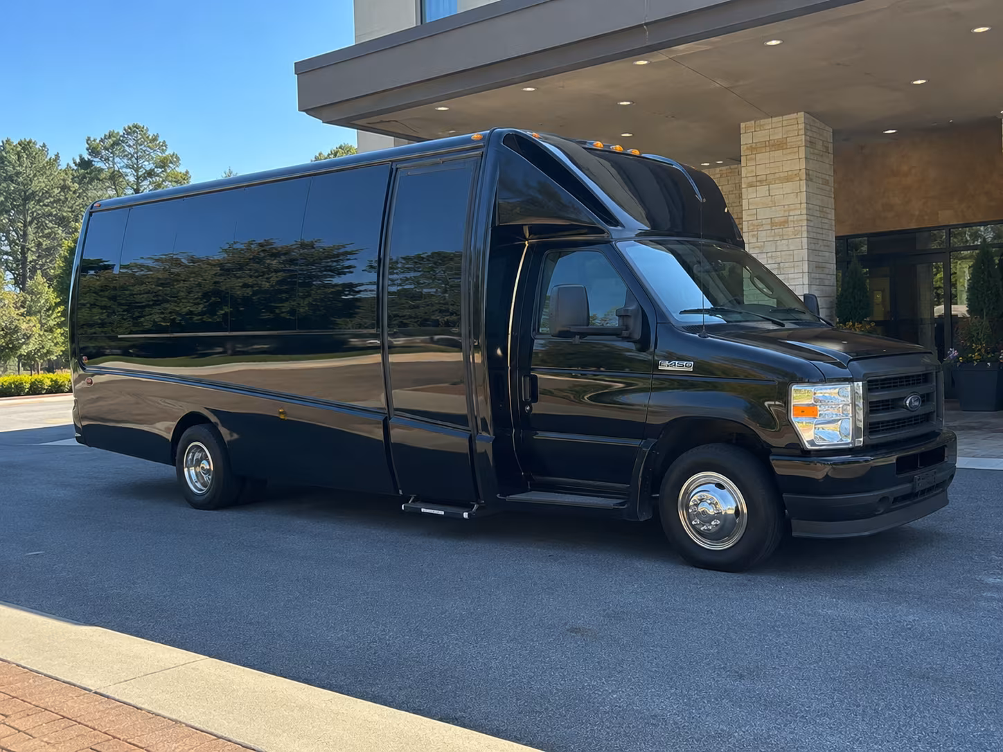 santa barbara airport transportation