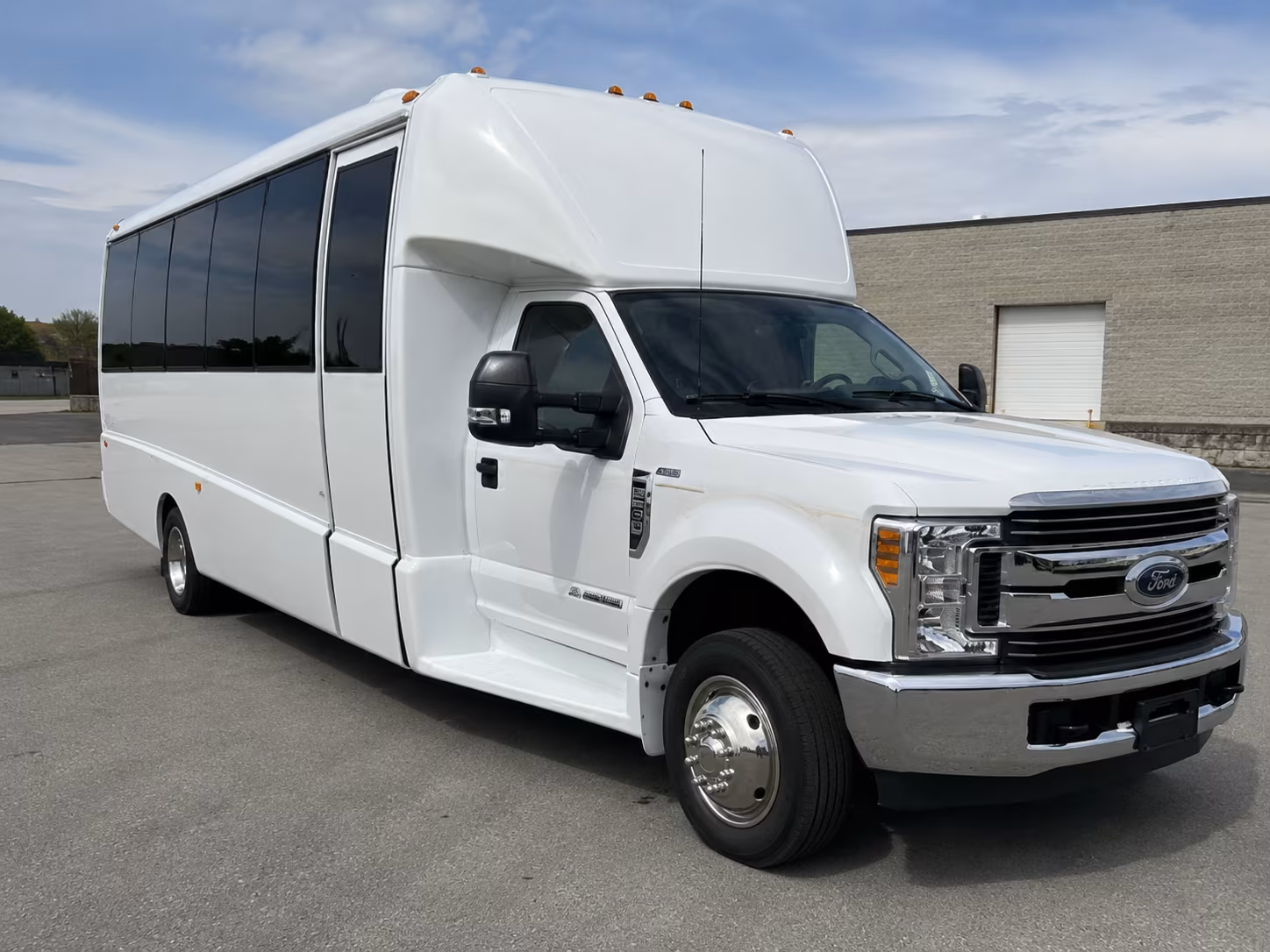 school field trip and educational tour buses in santa barbara