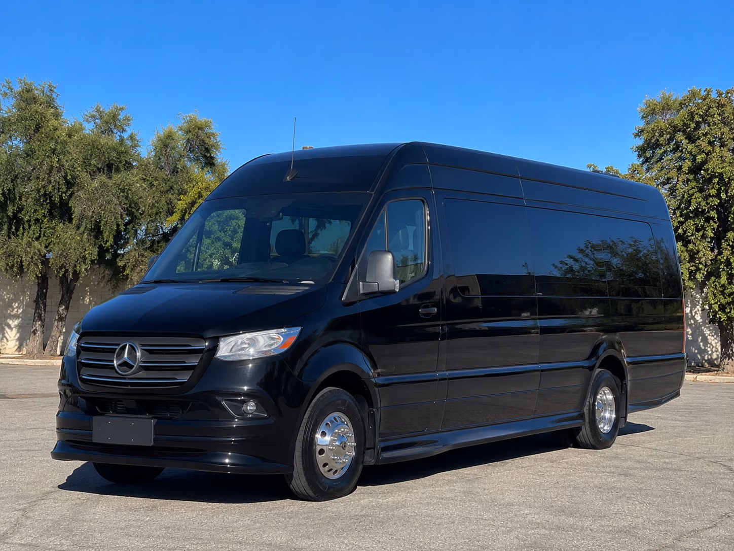 transportation serving santa barbara and nearby cities