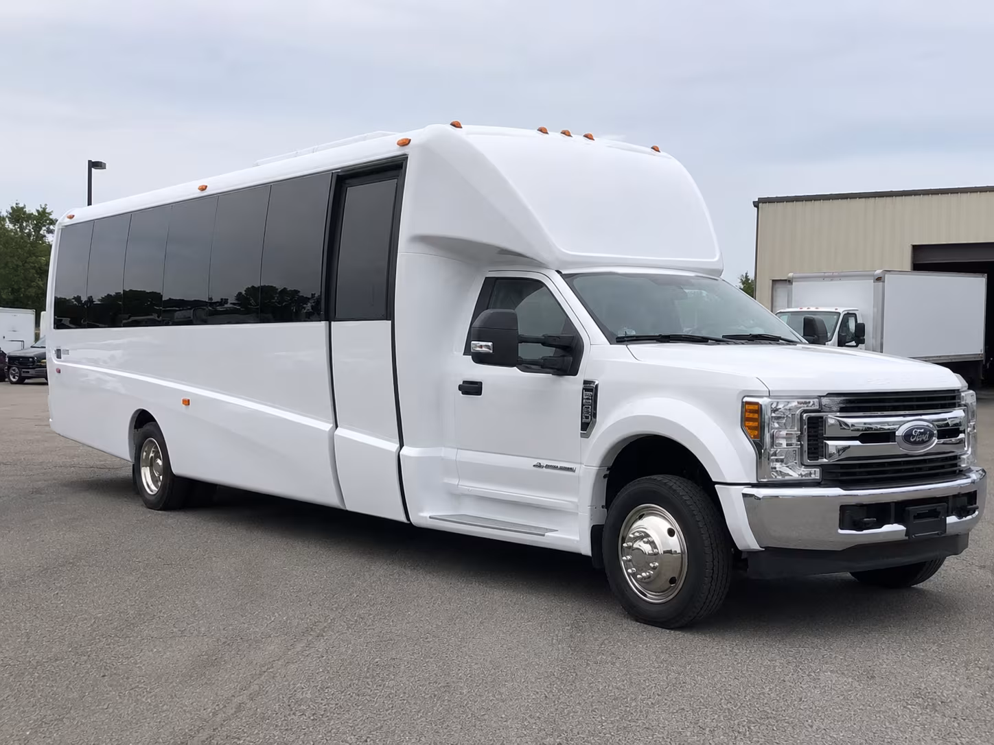 wedding and rehearsal dinner shuttle buses in santa barbara